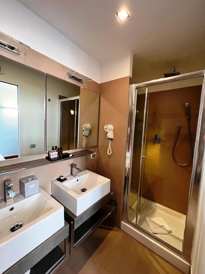 Dolce Vita Guest House Roma Esterno foto